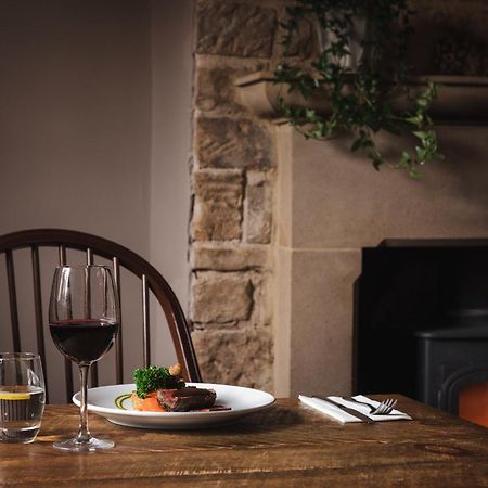 The Pilsley Inn - Chatsworth 배즈로 외부 사진