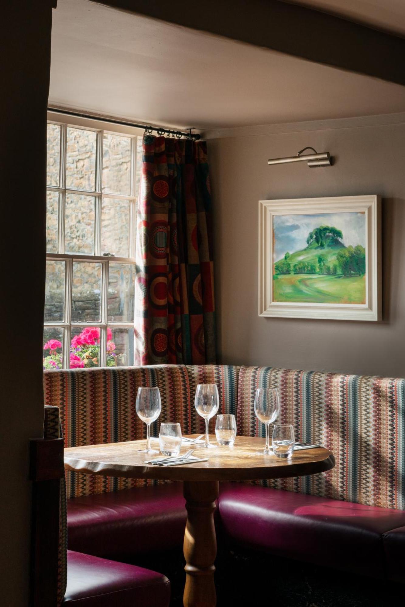 The Pilsley Inn - Chatsworth 배즈로 외부 사진