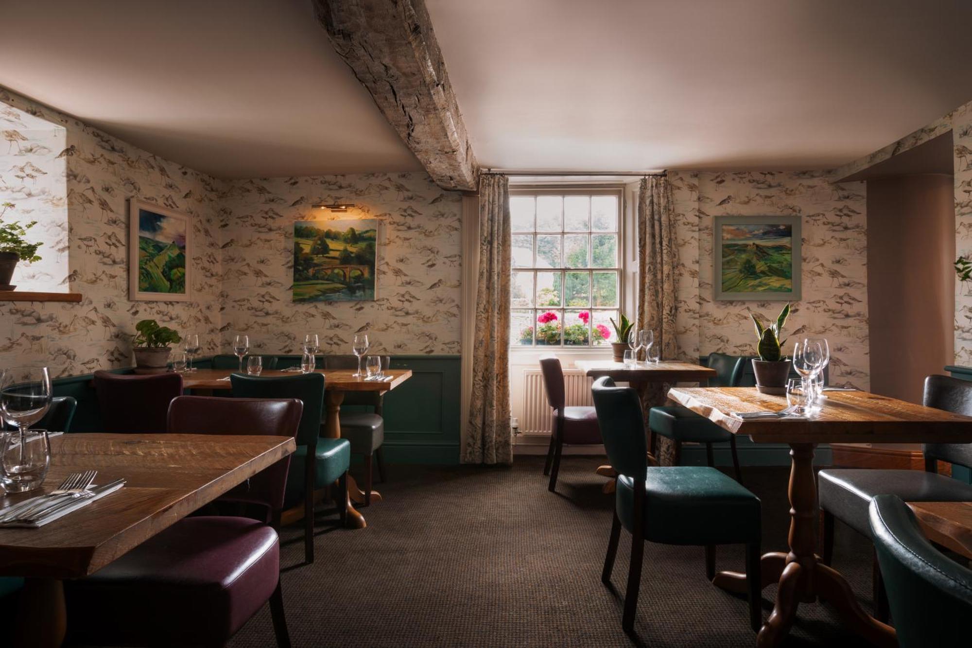 The Pilsley Inn - Chatsworth 배즈로 외부 사진