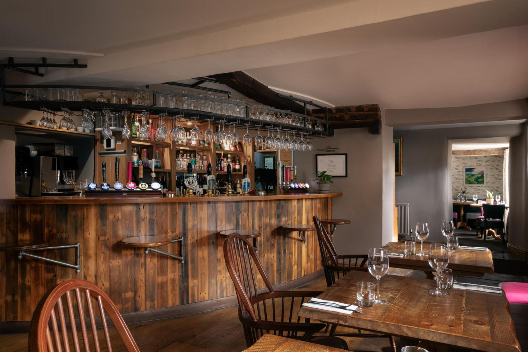 The Pilsley Inn - Chatsworth 배즈로 외부 사진