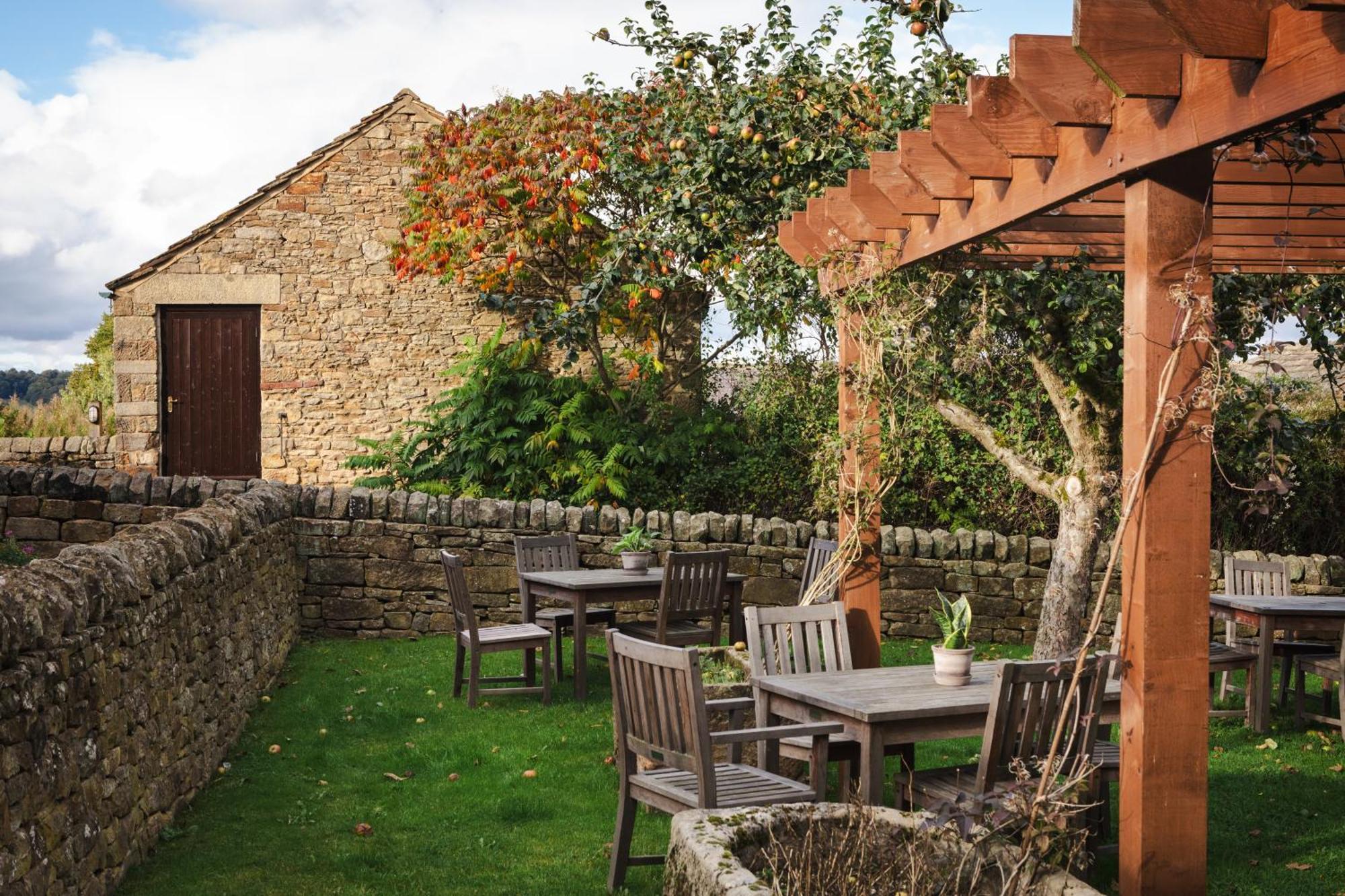 The Pilsley Inn - Chatsworth 배즈로 외부 사진