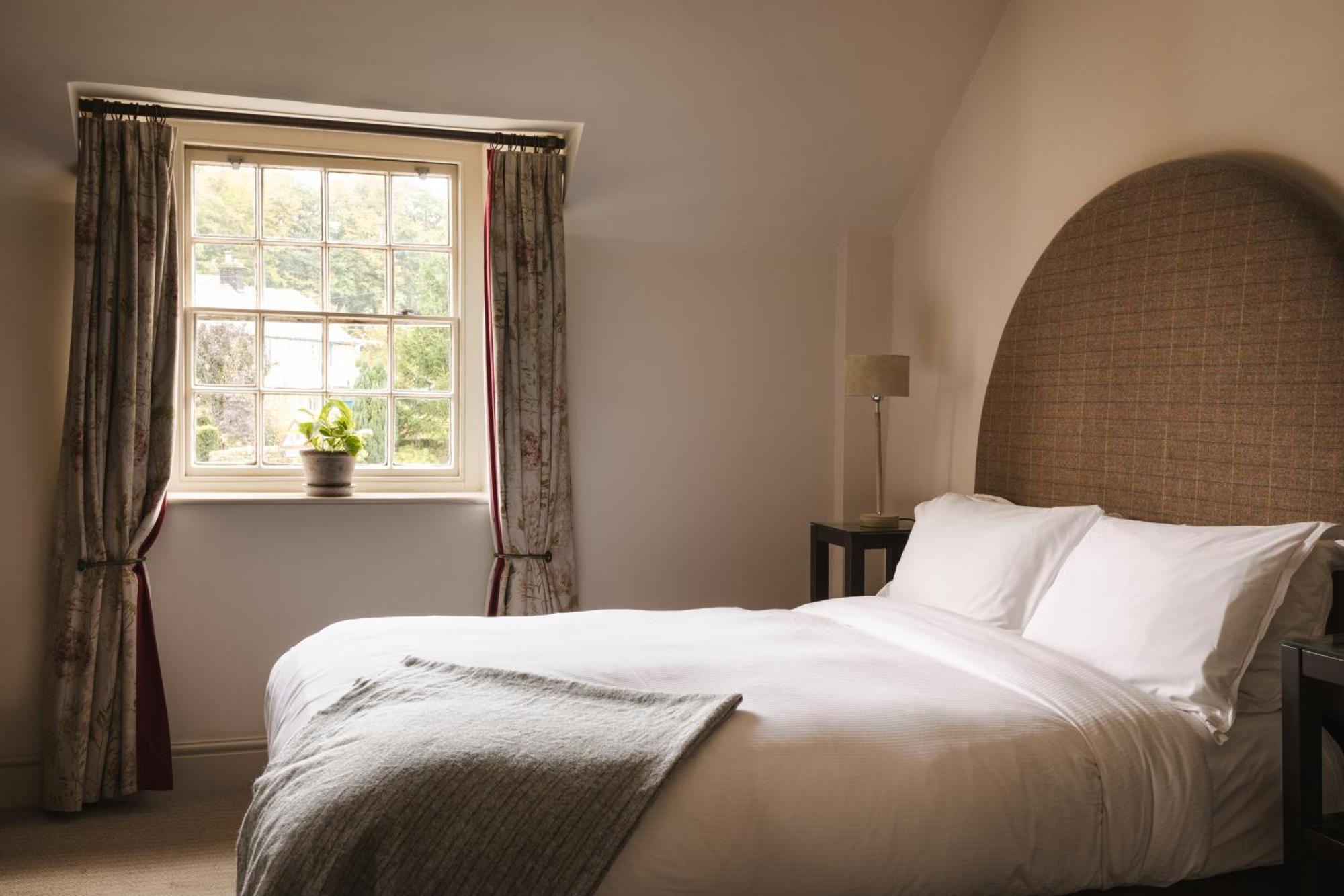 The Pilsley Inn - Chatsworth 배즈로 외부 사진