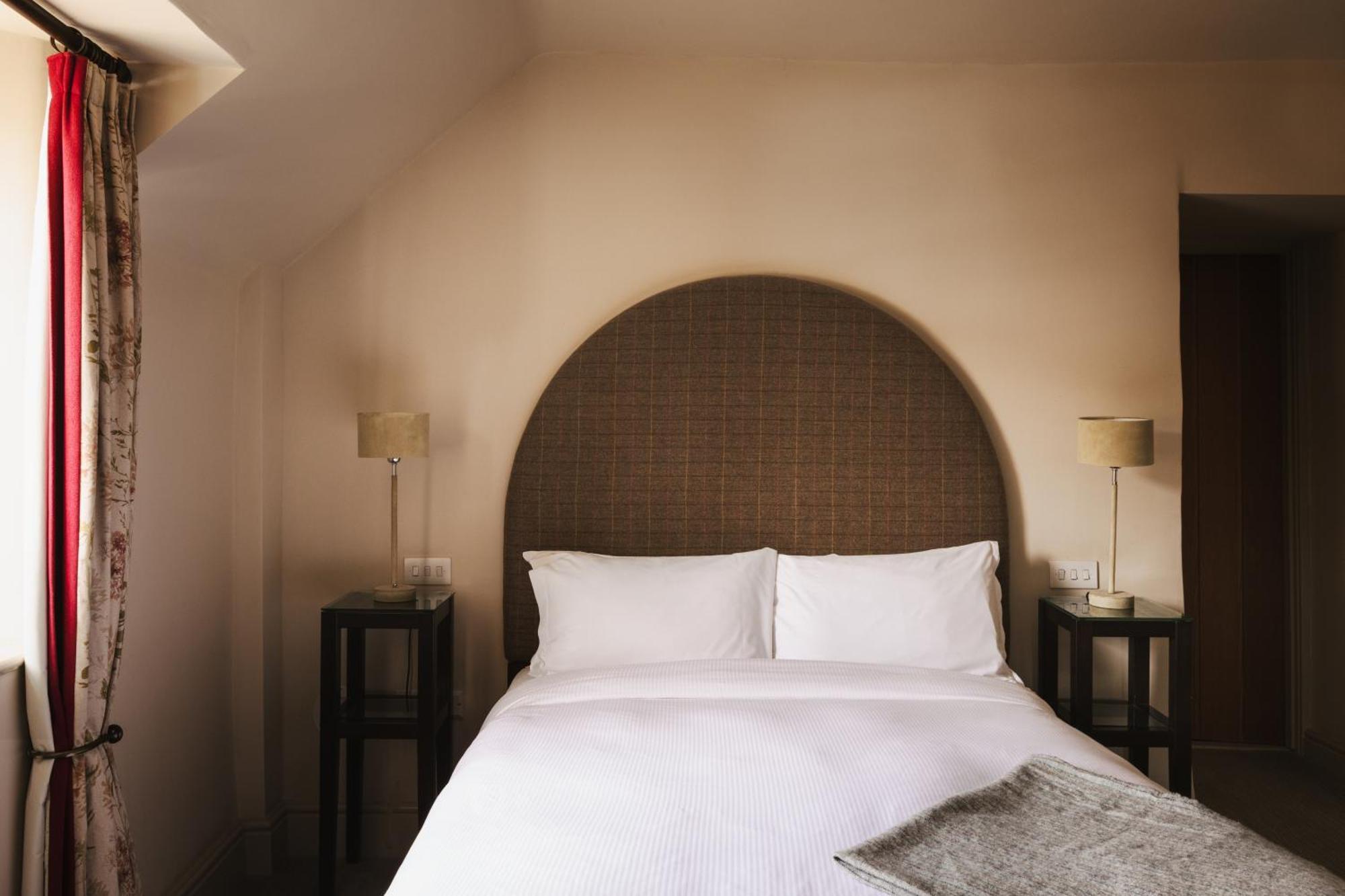 The Pilsley Inn - Chatsworth 배즈로 외부 사진