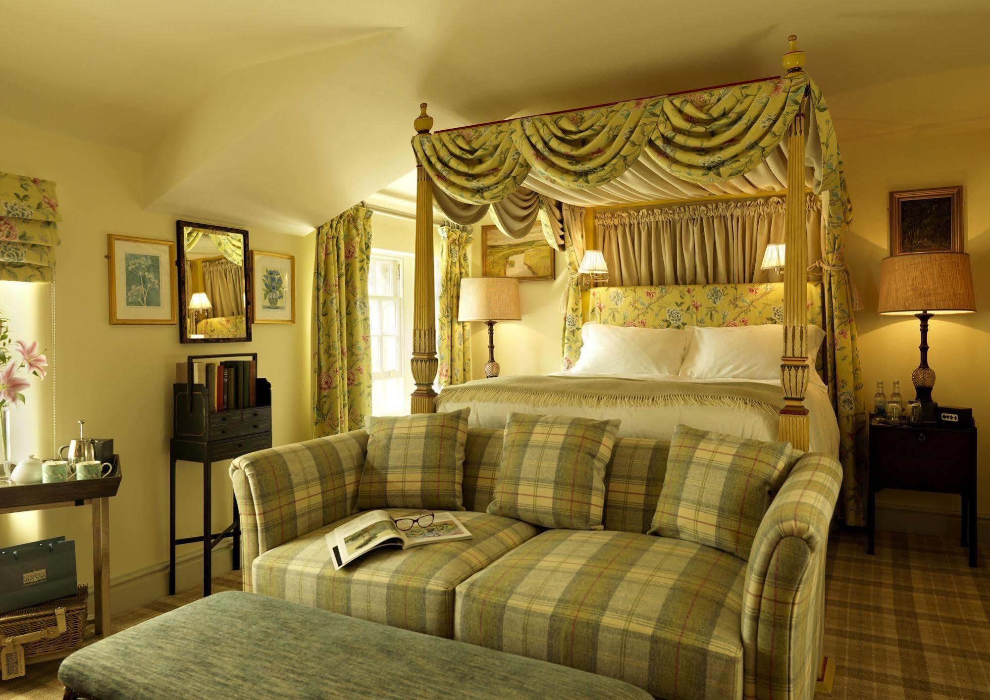 The Pilsley Inn - Chatsworth 배즈로 외부 사진